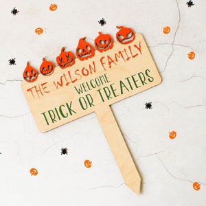 Personalised Halloween Sign - Trick or Treat Sign - Halloween Sign - Halloween Decoration - Wooden Sign - Halloween Decoration For Outside