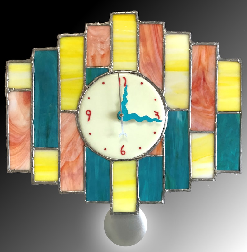 Grande horloge murale à pendule en verre fondu et vitrail Art Déco Fusion image 1