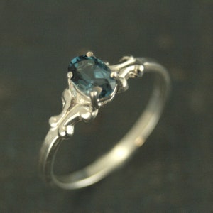 Ring for 16 year old daughter best sale