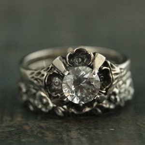 Floral Bridal Set Antique Style Ring Vintage Style Ring Flower Ring Floral Ring Promise Ring La France White Topaz Ring Flower Band