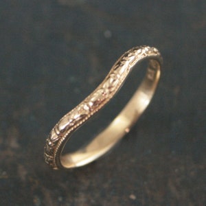 14K Contoured Wedding Band Thin Renaissance Gold Curved Ring Contour Wedding Ring Orange Blossom Gold Patterned Ring Soft Curve Women's Band