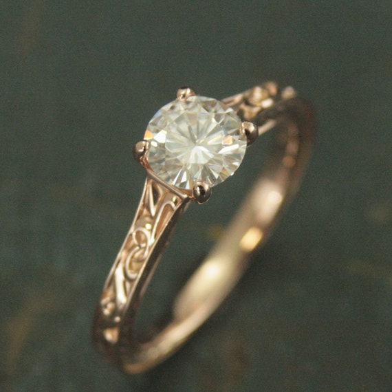 Elegant Classic Diamond Engagement Ring | Kranich's Inc