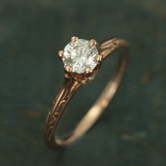 Colorless Moissanite Gorgeous Antique Ring, Platinum Unique Design Women  Rings