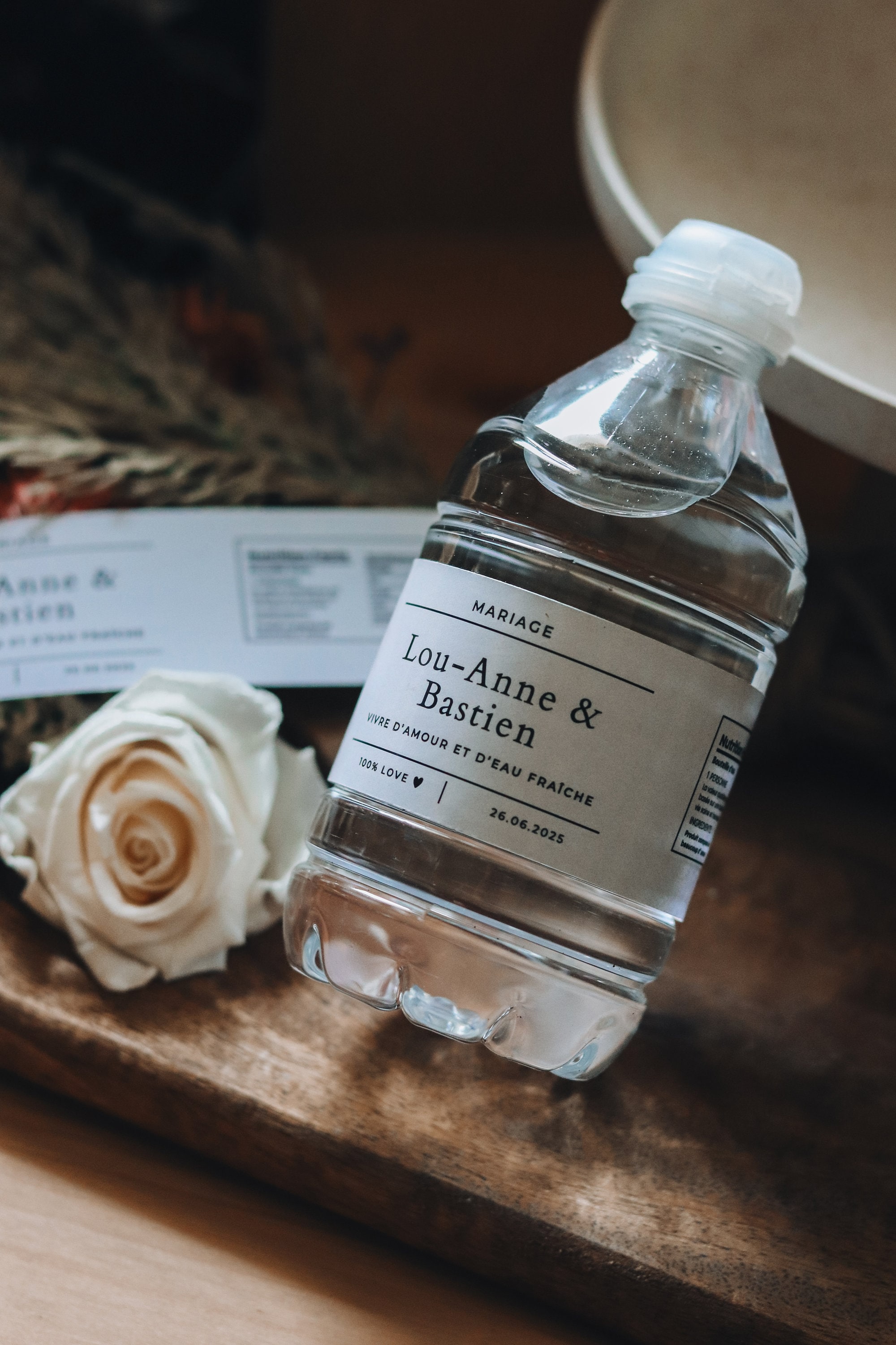 Étiquettes Élégantes Personnalisées pour Bouteilles d’Eau