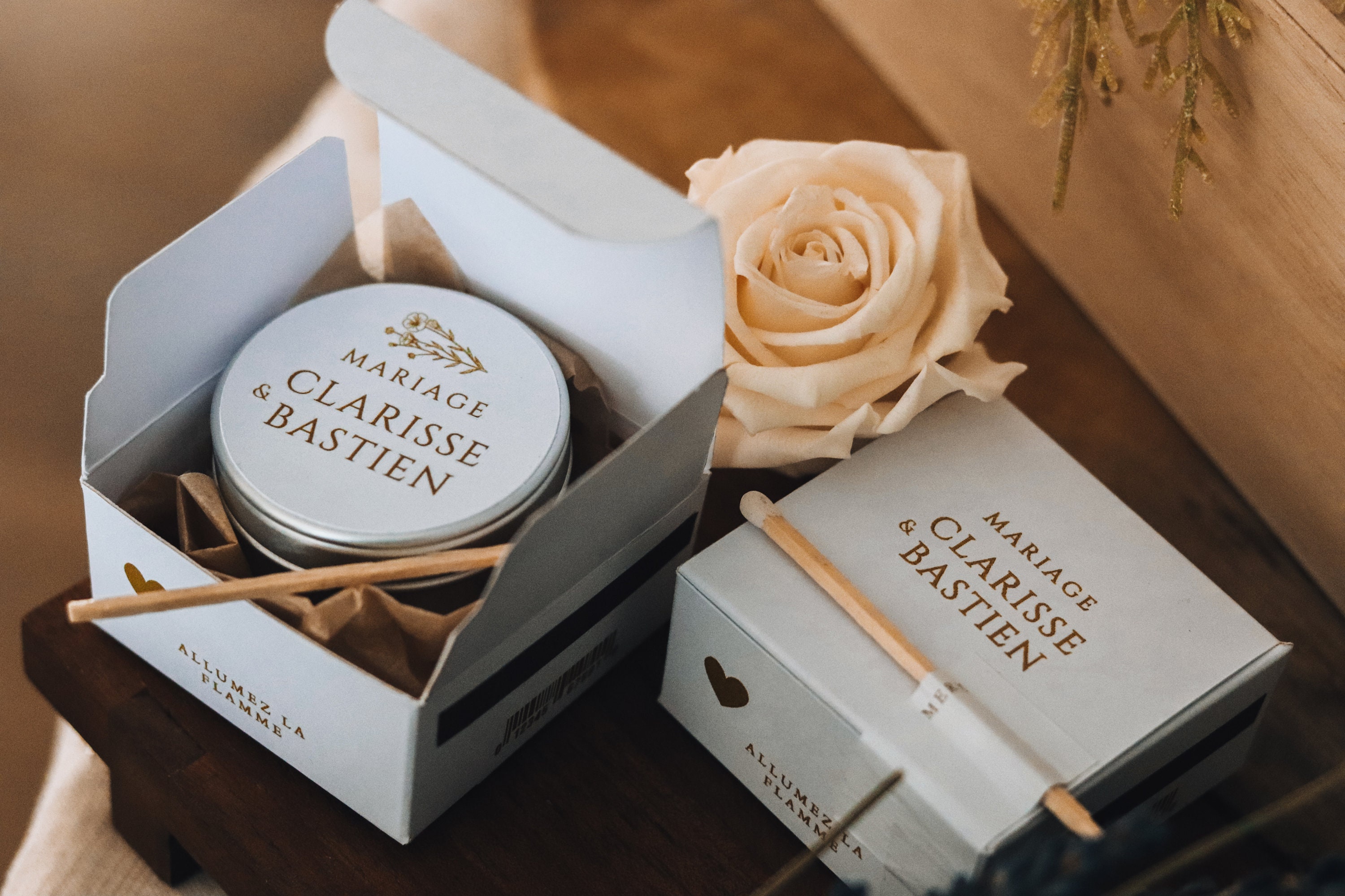 Ensemble Bougie Élégante en Métal Argent pour Invités