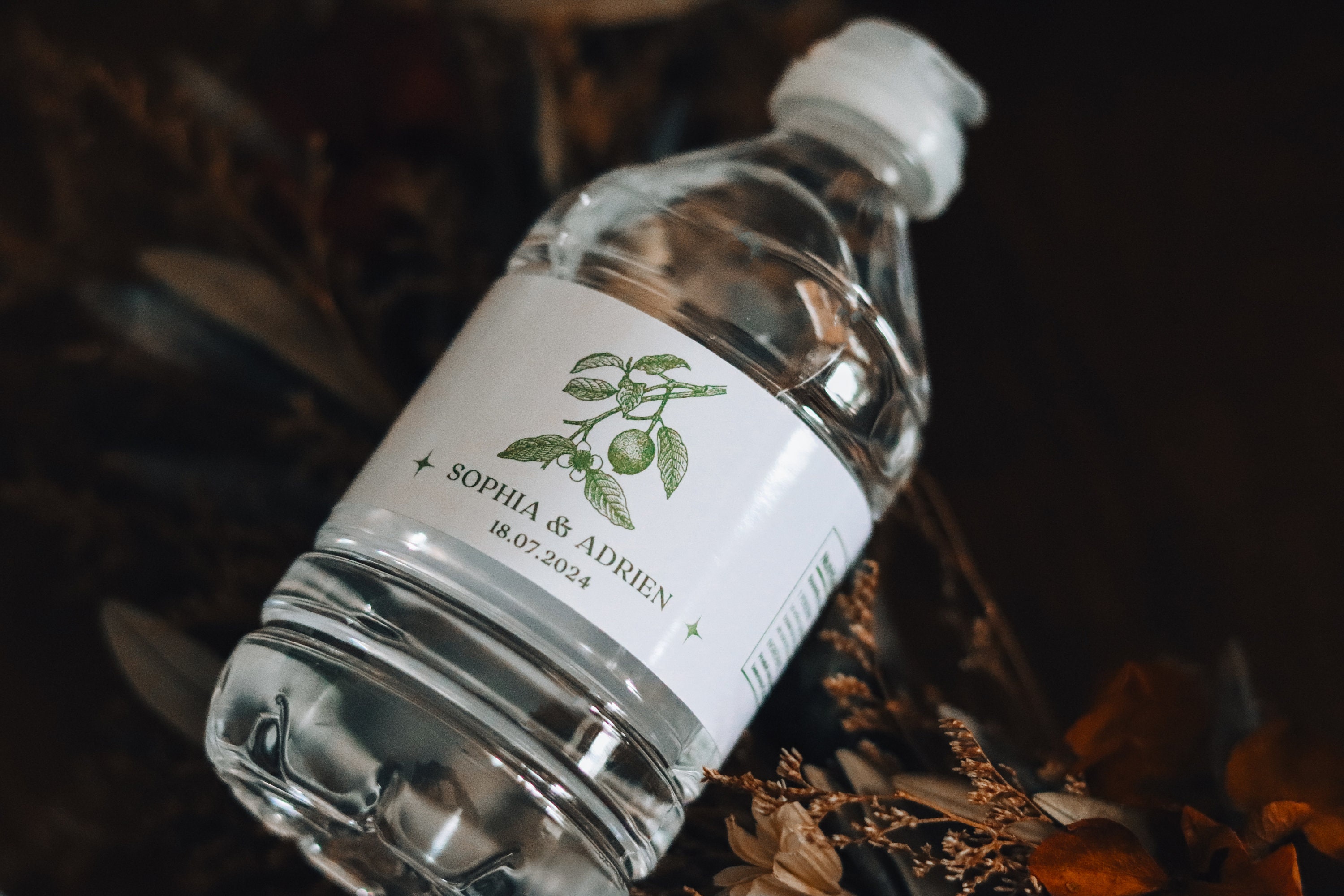 Étiquettes Personnalisées Élégantes pour Bouteilles d’Eau