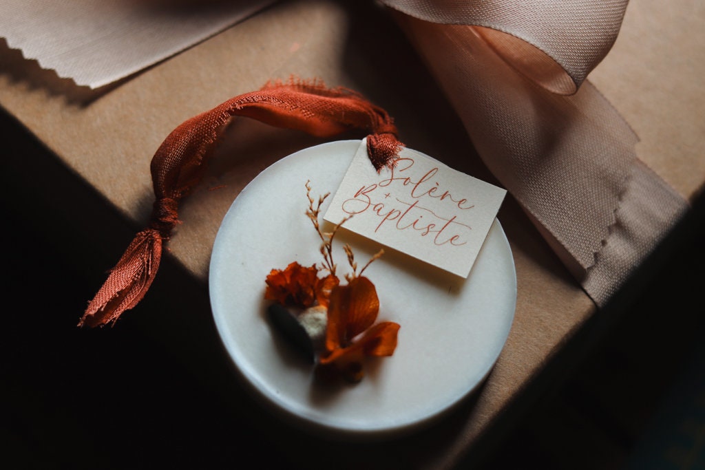 Palets Botaniques Parfumés – Élégance Naturelle