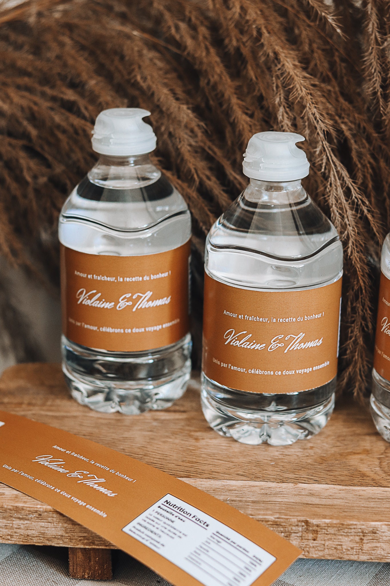 Étiquettes Personnalisées pour Bouteilles d’Eau Élégantes