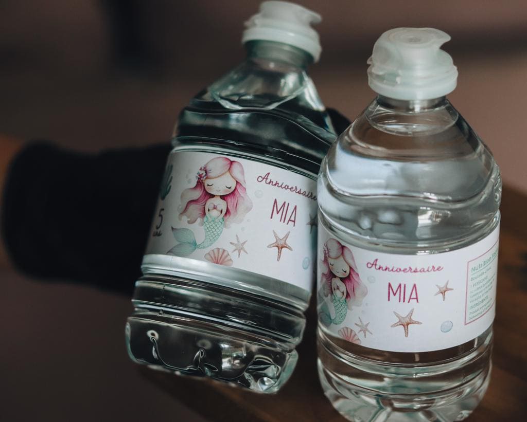 Étiquettes Personnalisées pour Bouteilles d’Eau Élégantes