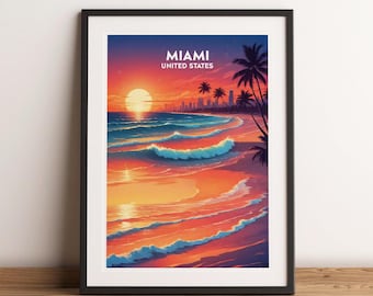 Puede incluir: Una ilustración enmarcada de una puesta de sol sobre una playa en Miami, Florida. La imagen presenta palmeras, una ciudad y olas rompiendo en la orilla. El texto "Miami, Estados Unidos" está impreso en la parte superior de la imagen.