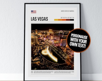 Può includere: Un poster in bianco e nero con una vista aerea notturna di Las Vegas, Nevada. Il poster ha il testo "Las Vegas" e "Stati Uniti d'America" in nero. Il poster ha anche le coordinate "36° 10' 30" N 115° 08' 11" W" in nero. Il poster ha un bordo bianco.