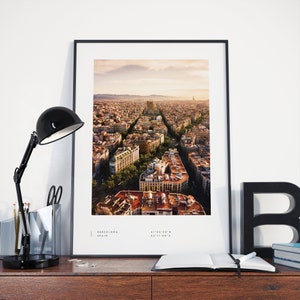 Impression de Barcelone, affiche de Barcelone, coordonnées de Barcelone, art mural de Barcelone, Barcelone noir et blanc, voyage de Barcelone, impression d'Espagne
