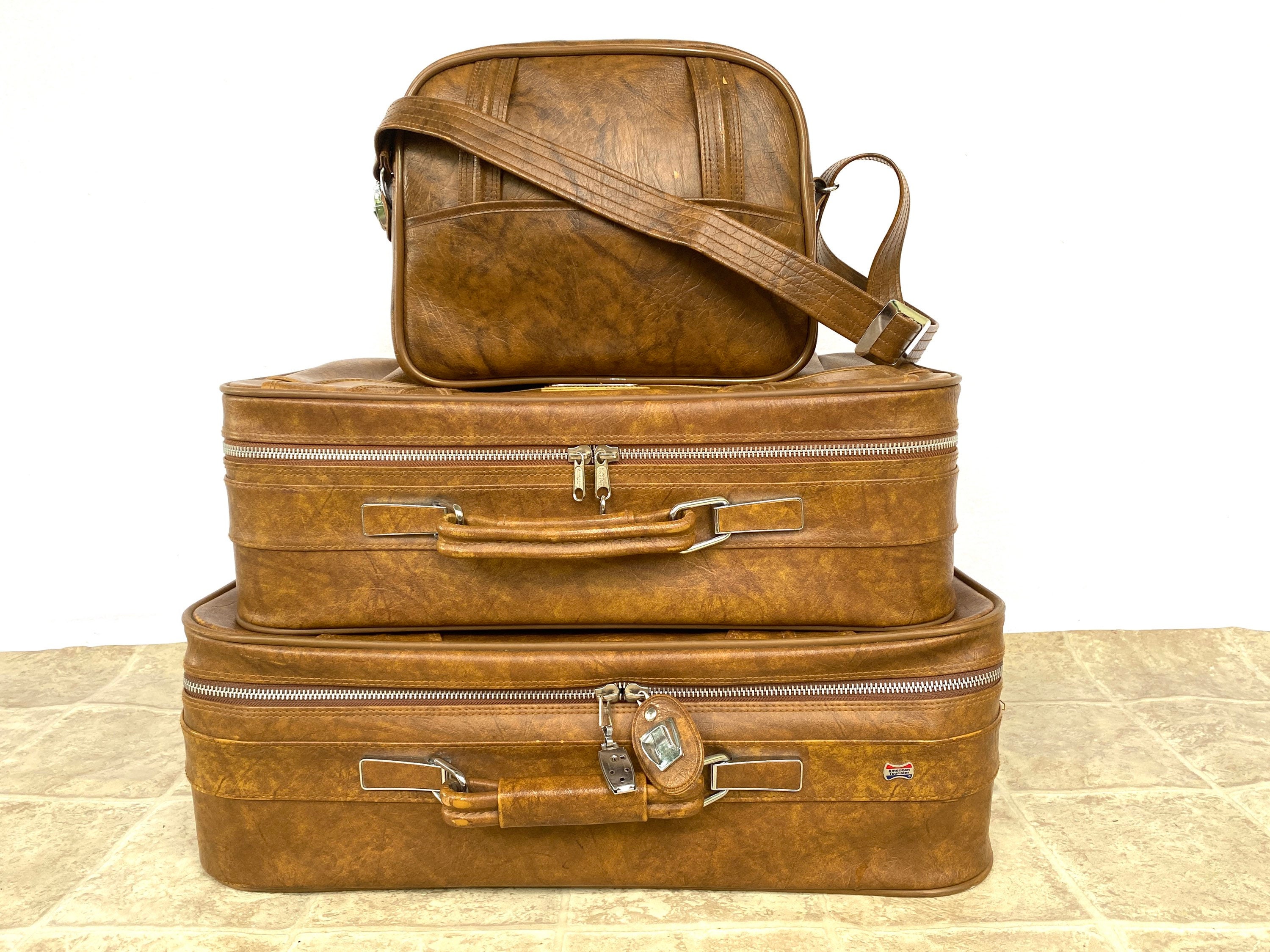 3 Piece Women Vintage Suitcase Set with Hat Box, embossed blue