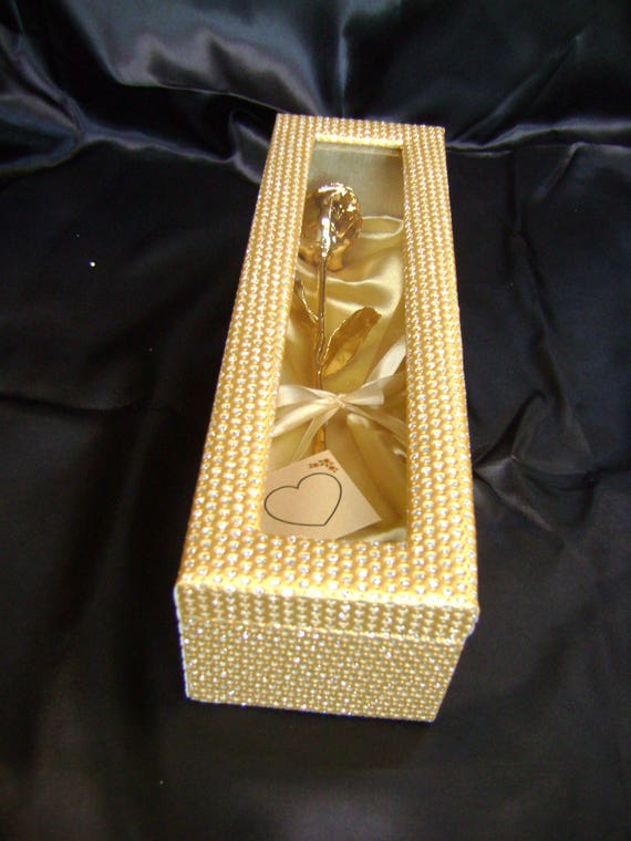 ANNIVERSARY//BIRTHDAY//CHRISTMAS GIFT Silver Dipped 6/" Rose in Blue Satin /& Box