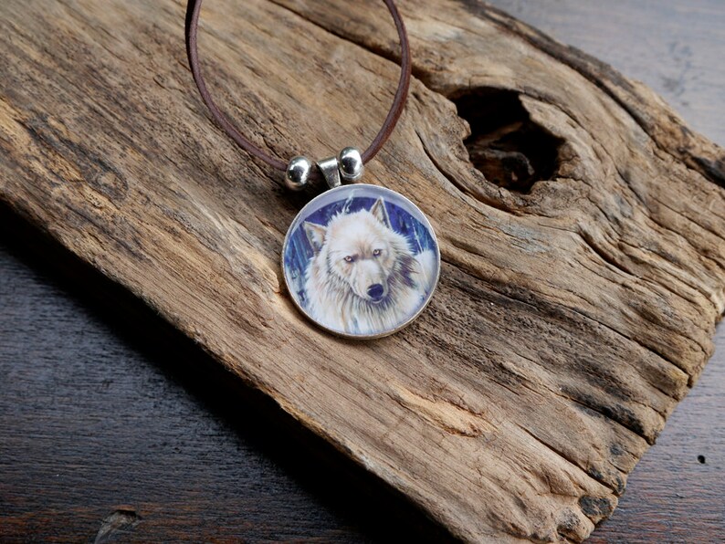 Wolf Totem Animal Wildlife Art Pendant Necklace Winter/'s Edge