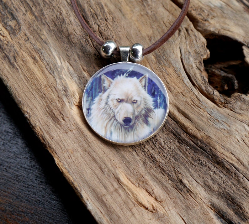 Wolf Totem Animal Wildlife Art Pendant Necklace Winter/'s Edge