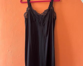 Black Vintage Slip