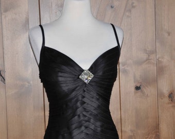 Vintage Black Tadashi Spaghetti Strap Black Tie Sexy Formal Gown With Matching Shawl & Rhinestone Brooch