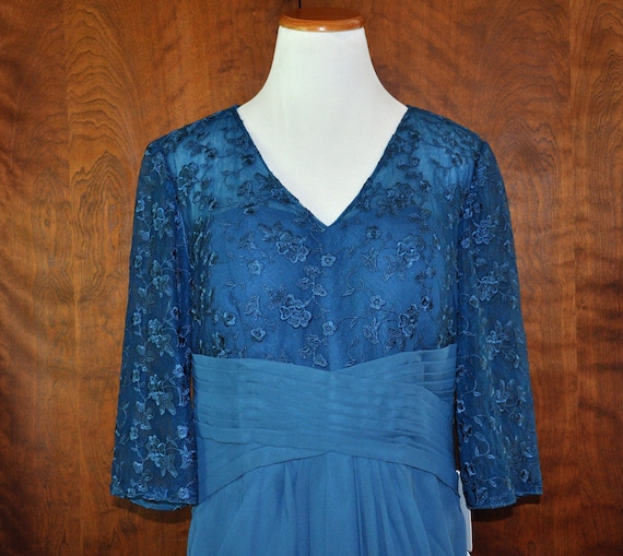 Teal Jj's House High Waisted Lace Applique Mother of the Bride or  Bridesmaid Gown, Teal Lace and Applique Formal Evening Gown - Etsy