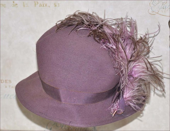 Purple Feather Hat, Purple Felt Hat, Lavender Felt Hat, Lavender Fedora, Purple Fedora, Ostrich Feather Hat, Vintage Purple Fedora View 3