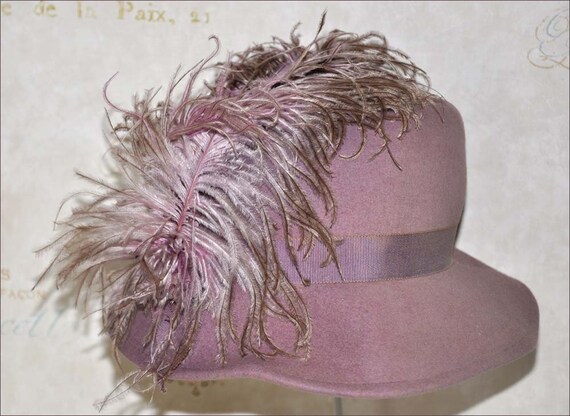 Purple Feather Hat, Purple Felt Hat, Lavender Felt Hat, Lavender Fedora, Purple Fedora, Ostrich Feather Hat, Vintage Purple Fedora View 4
