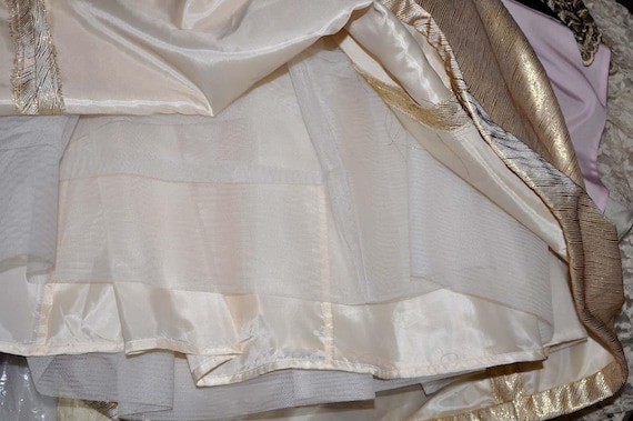 Vintage Black Velvet, Gold Lamaze Gown, Full Leng… - image 7