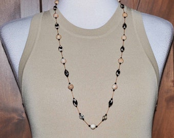 Tibetan DZI Agate Necklace, Hand Knotted Necklace, Cream and Black Bead Necklace, Peach and Black Beads, Tibetan Beaded Necklace