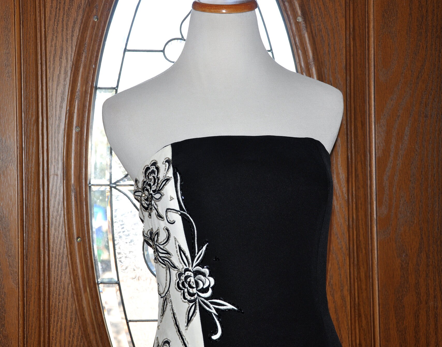Vintage Jovani White and Black Embroidered Beaded Strapless Evening Gown, Jovani Black and White Evening Gown, Jovani Beaded Formal Gown