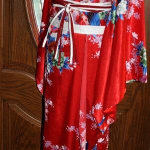 Vintage Japanese Red White and Blue Kimono, Wedding Kimono Robe image 4