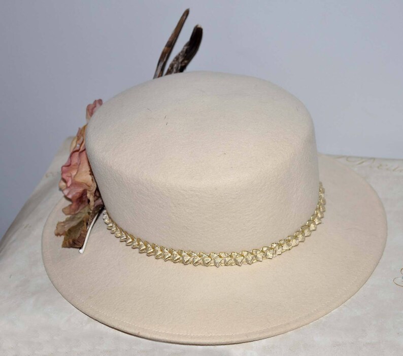 Ivory Wide Brim Vintage Hat, Cream Vintage Hat, Cream Wide Brim Hat, Ivory Wide Brimmed Hat, Ivory Wide Brim Feather Hat image 3