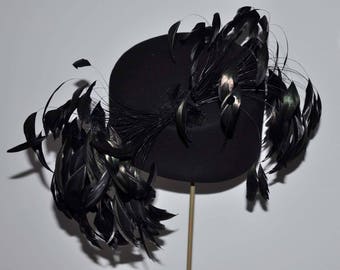 Vintage BETMAR New York Women display picture 2