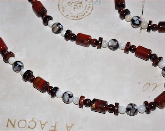 Collar de cuentas de vidrio, collar extra largo, collar de 50 pulgadas, collar de cuentas rojas, collar de cuentas marrones, cuentas rojas de ojo de tigre, cuentas de doble hebra