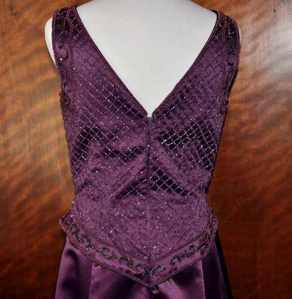 Vintage Mark & Lizzie Plum Beaded Sleeveless Sati… - image 4