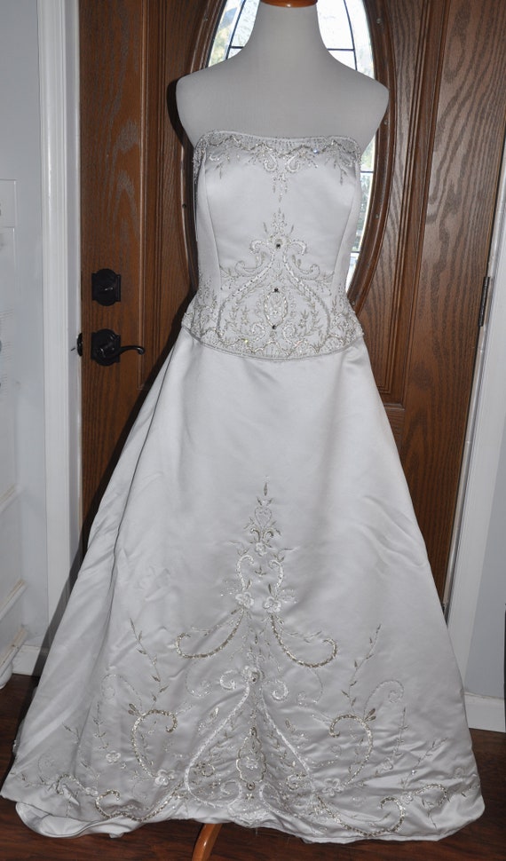 Vintage White Oleg Cassini Wedding Gown, White Ol… - image 2