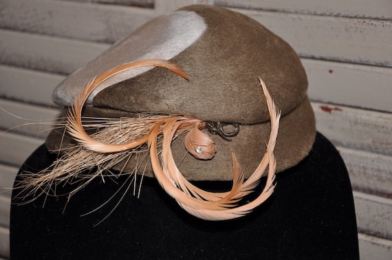 Tan Wool Hat, Ladies Wool Hat, Ladies Tan Hat, Peach Wool  display picture 1