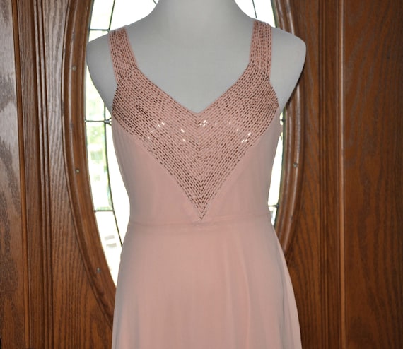 Forever 21 Peach V-Neck Beaded Formal Evening Gow… - image 1