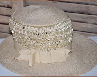 Ivory Straw Boaters Hat, Ivory Wide Brim Hat, Ladies Ivory Wide Brim Hat, Raffia Straw Hat, Vintage Straw Hat, Ivory Hat