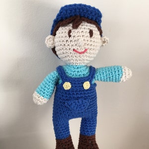 Carl from carwash soft toy crochet pattern US / UK