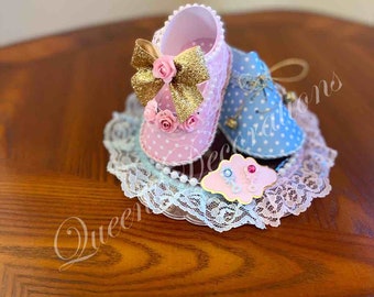 Gender Reveal Party/ Gender Reveal Cake Topper/ Boy Or Girl Theme/ Elegant Cake Topper/ Shoe Cake Topper/ Beautiful Cake Topper/ Baby Shower