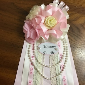 Elegant Wrist Corsage/ Ivory and Pink Wrist Corsage/Girl Baby Shower/ Beautiful Mommy To Be Corsage/ Pink and Ivory Baby Shower.