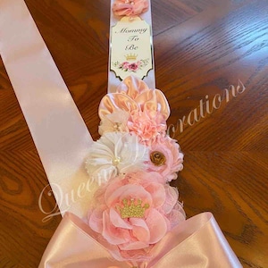 Mommy To Be Sash/ Sash for Mom Across The Chest/ Pink Mommy To Be Sash and Daddy To Be Pin/ Maternity Sash.