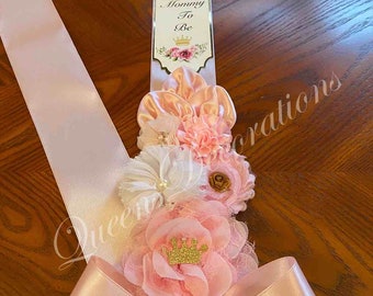 Mommy To Be Sash/ Sash for Mom Across The Chest/ Pink Mommy To Be Sash and Daddy To Be Pin/ Maternity Sash.