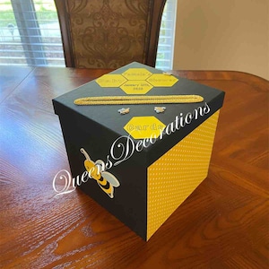 Bumble Bee Themed Card Box/ Baby Shower Favors/ Neutral Baby Shower Decor/ Guest Favors for Baby Shower/ Card Box.