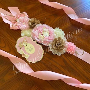 Elegant Mommy To Be Sash/ Woodland Theme Baby Shower/ Mommy To Be Sash/ Set of Mommy and Daddy To Be Pins/ Baby Shower Favors.