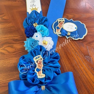 Mommy To Be Sash/ Sash for Mom Across The Chest/ Royal Blue Mommy To Be Sash and Daddy To Be Pin/ Prince Themed Baby Shower Maternity Sash.