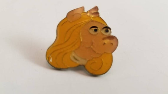 Vintage Miss Piggy Enamel Pin