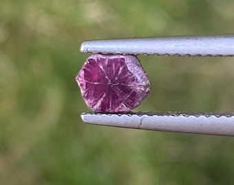 0.50 Carats Raw Ruby Trapiche Burmese Mong shu (Untreated)
