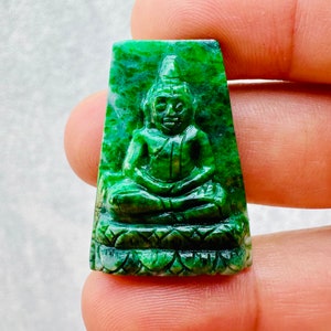 7.10 Grams Natural Kosmochlor,Maw sit sit Carving Amulets Thai Buddha (Untreated)