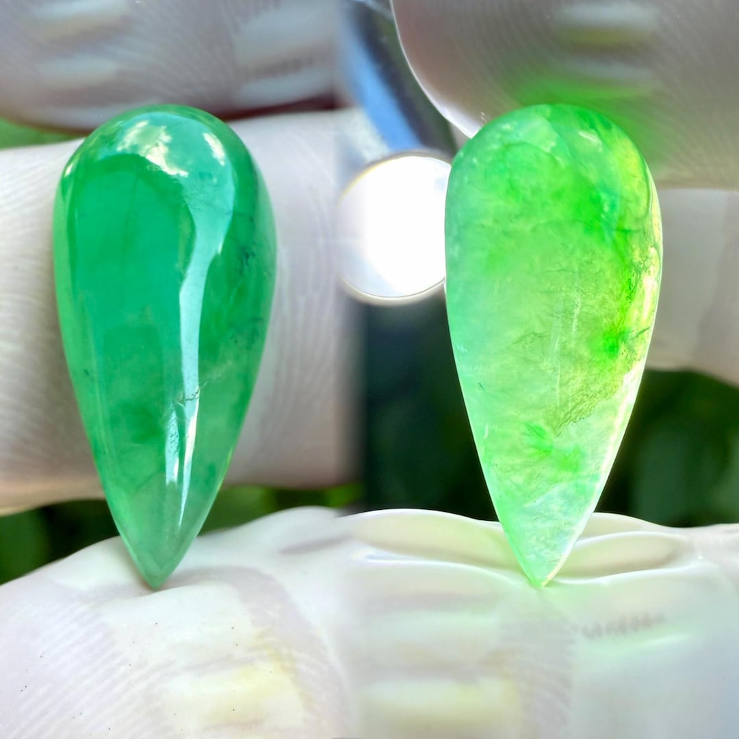 Carat Green Imperial Jadeite Gemstone: Burmese Type A Jade