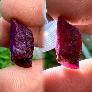 12,20 karatów naturalnego rubinu surowego Mong Hsu birmańskiego (nieobrobionego), rubin z niebieskim rdzeniem